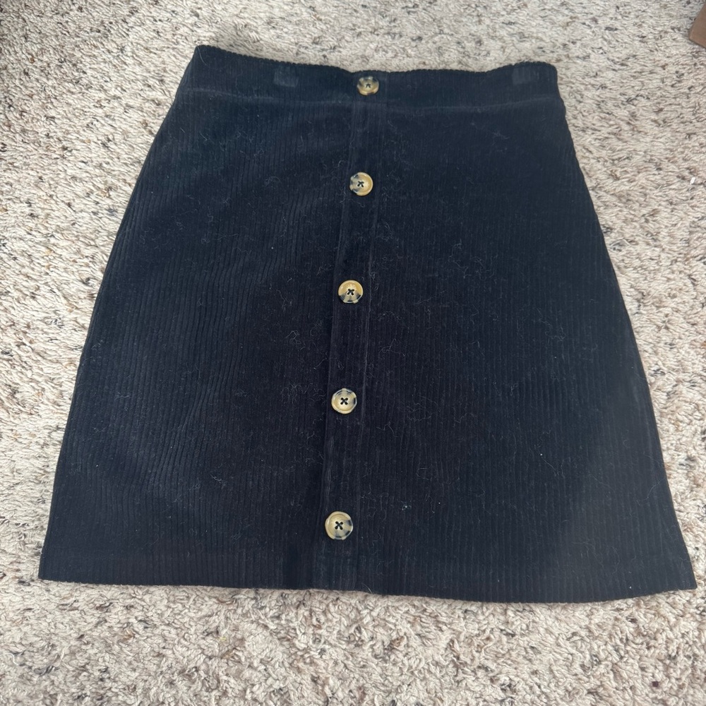 NWOT Black Button Skirt